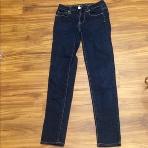 High waisted AE dark wash skinny jeans
